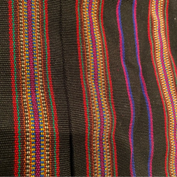 Hand Made Mayan floral embroidered top no size - Picture 11 of 11